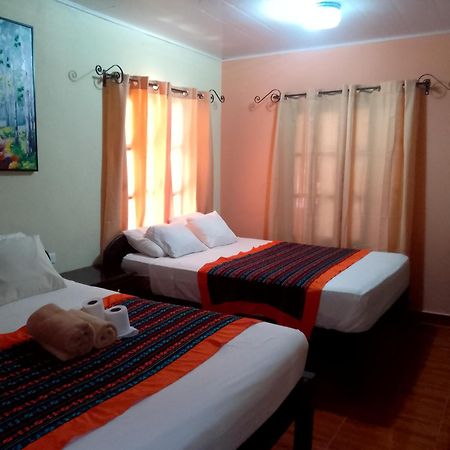 Hotel El Almendro Copán Екстериор снимка