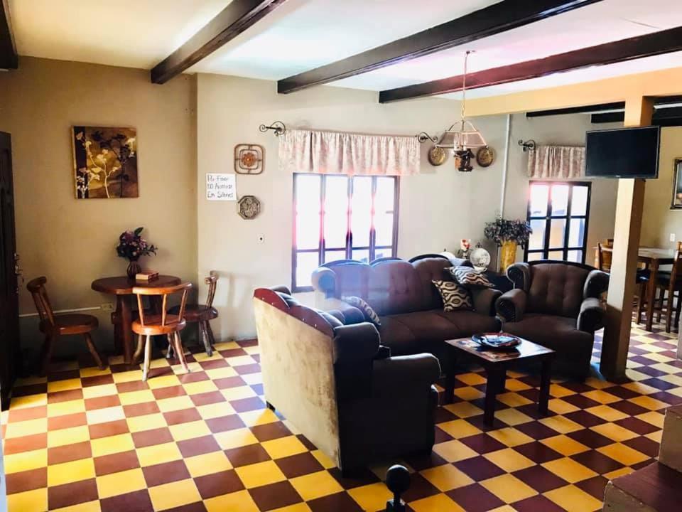 Hotel El Almendro Copán Екстериор снимка